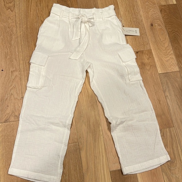 Joie Pants - Joie new with tags‎ white belted cargo cotton pants